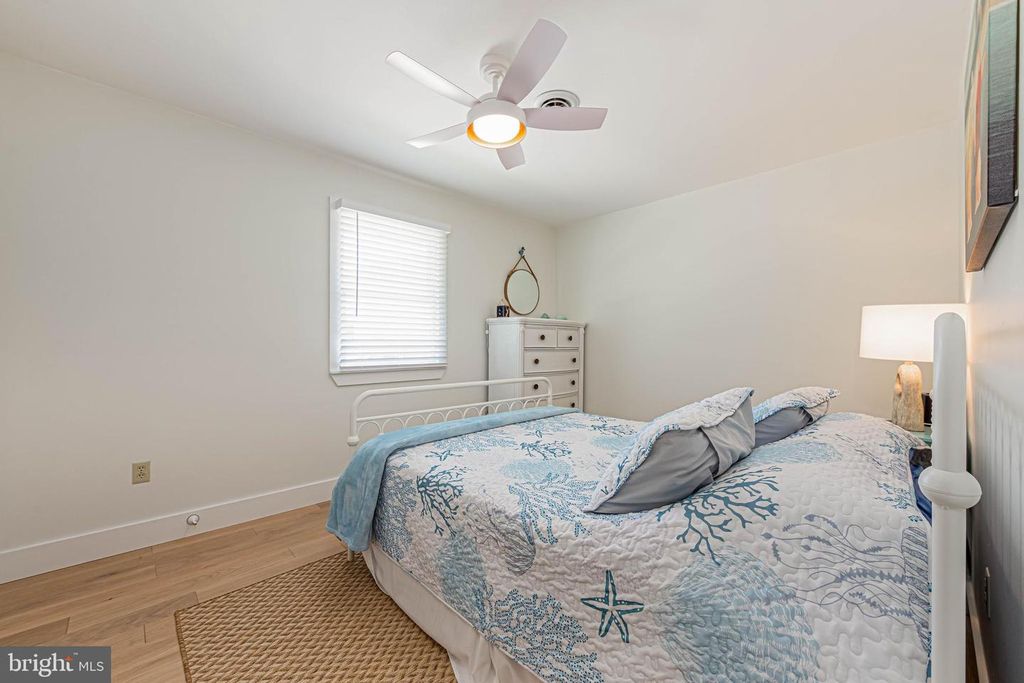 Image 12 of property listing at 14106 DERRICKSON AVE, Ocean City, MD 21842