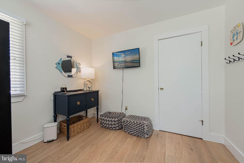 Image 15 of property listing at 14106 DERRICKSON AVE, Ocean City, MD 21842