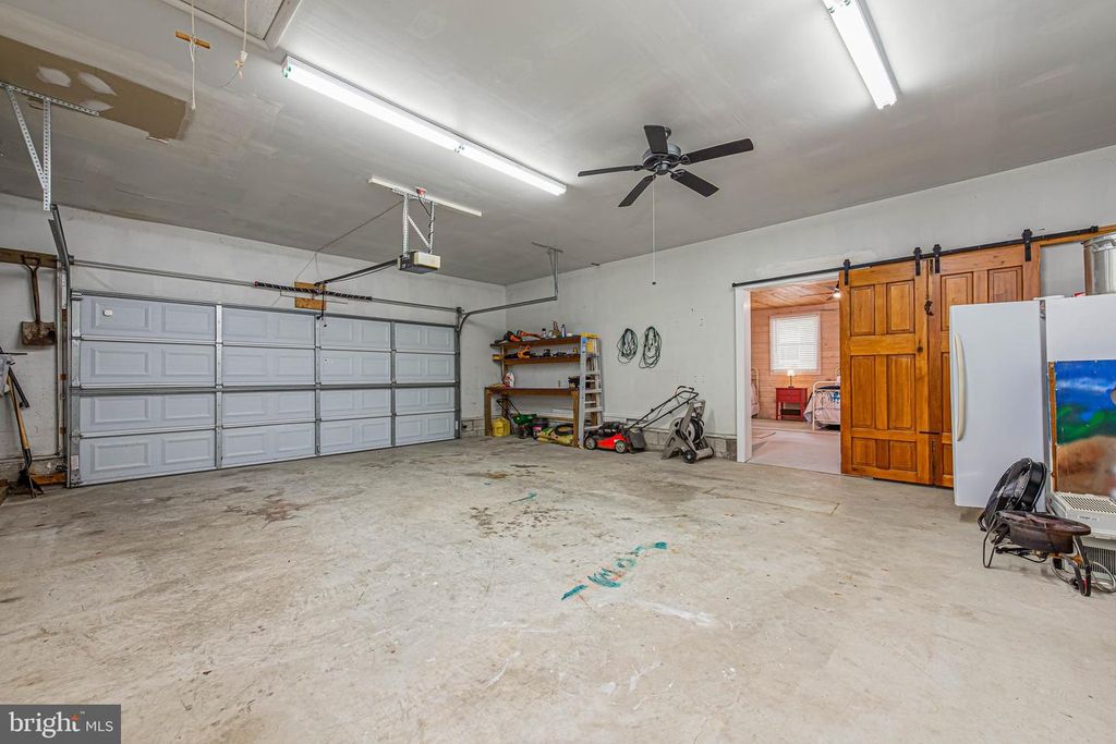 Image 23 of property listing at 14106 DERRICKSON AVE, Ocean City, MD 21842