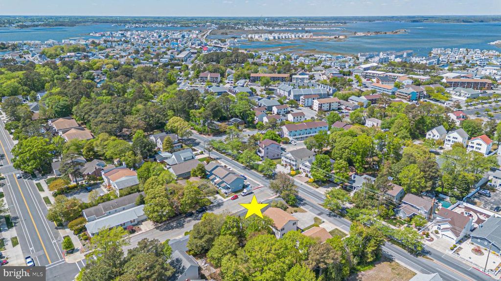 Image 38 of property listing at 14106 DERRICKSON AVE, Ocean City, MD 21842