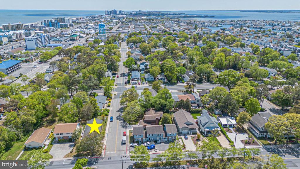Image 39 of property listing at 14106 DERRICKSON AVE, Ocean City, MD 21842