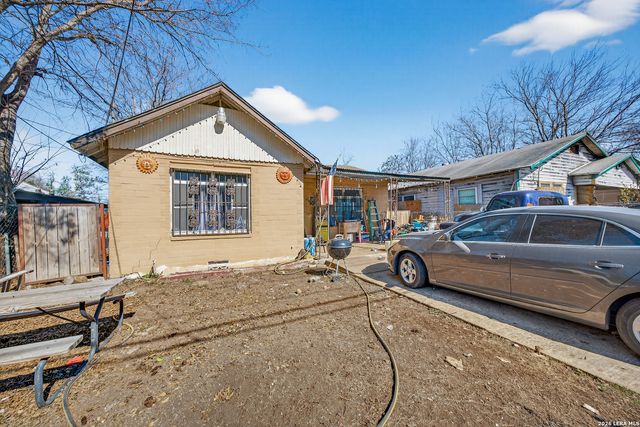 3515 el paso, San Antonio, TX 78207