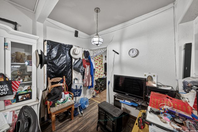 3515 el paso, San Antonio, TX 78207