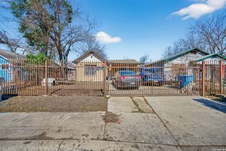 3515 el paso, San Antonio, TX 78207