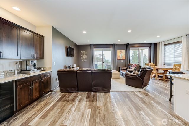 3050 Riverview Lane, Malaga, WA 98828