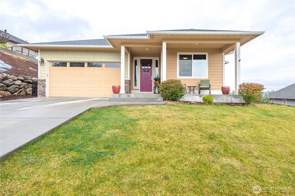 3050 Riverview Lane, Malaga, WA 98828