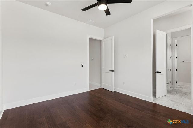 123 Wagon Wheel Trail, Bertram, TX 78605