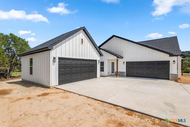 123 Wagon Wheel Trail, Bertram, TX 78605