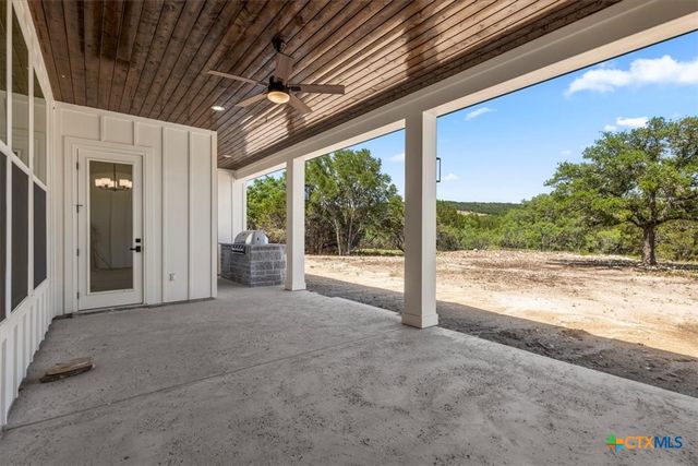123 Wagon Wheel Trail, Bertram, TX 78605