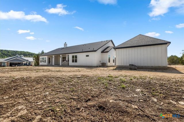 123 Wagon Wheel Trail, Bertram, TX 78605