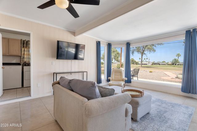 10824 W CROSBY Drive, Sun City, AZ 85351