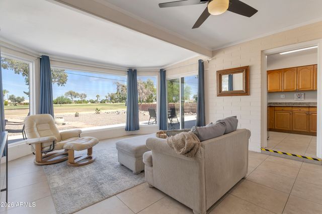 10824 W CROSBY Drive, Sun City, AZ 85351