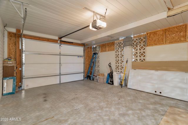 10824 W CROSBY Drive, Sun City, AZ 85351