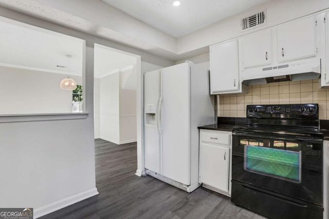 6308 E Windsor Lane, Norcross, GA 30093