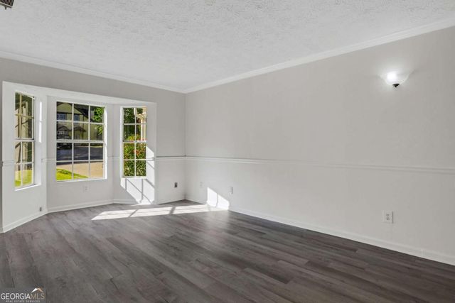 6308 E Windsor Lane, Norcross, GA 30093
