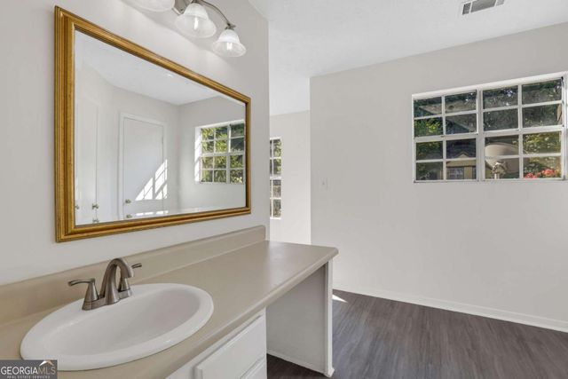 6308 E Windsor Lane, Norcross, GA 30093