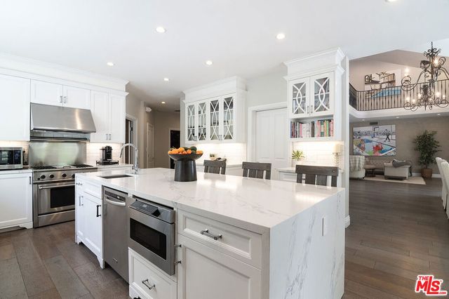 4054 STONE CANYON Avenue, Sherman Oaks, CA 91403