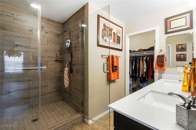 44 Moon Hill Drive, Henderson, NV 89011