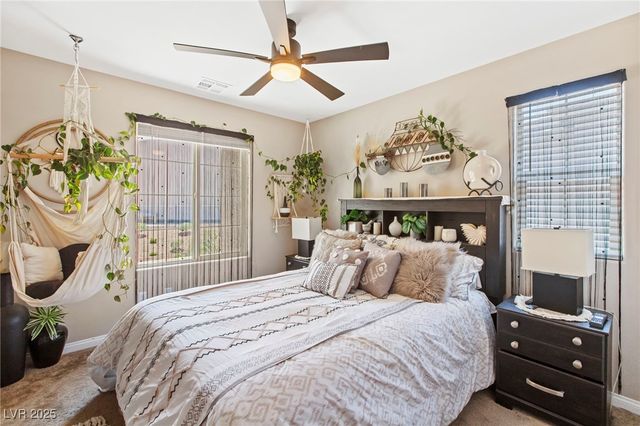 44 Moon Hill Drive, Henderson, NV 89011