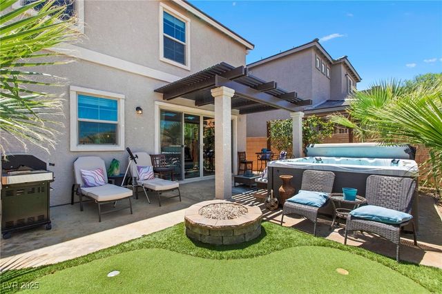 44 Moon Hill Drive, Henderson, NV 89011