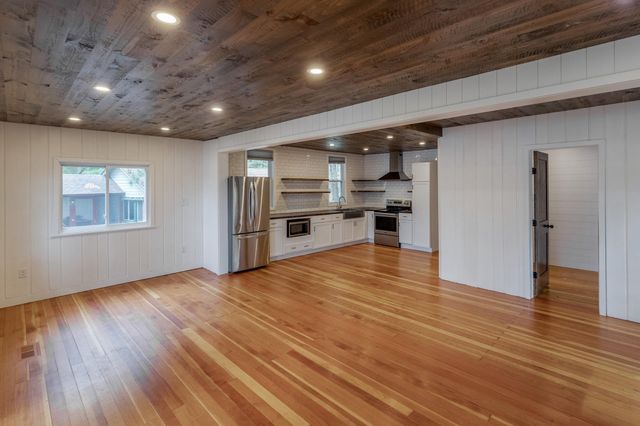 24985 Lakewood Lane, Nisswa, MN 56468