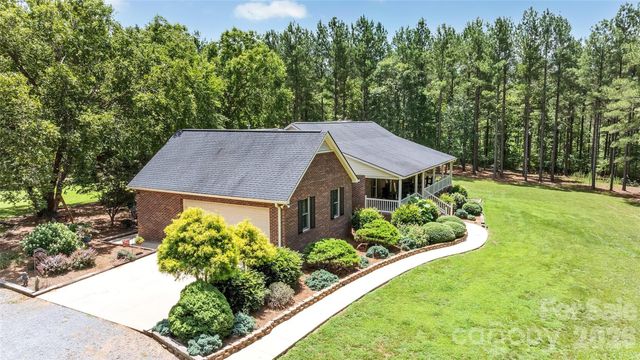 1910 Nc Hwy 134 Highway N, Troy, NC 27371