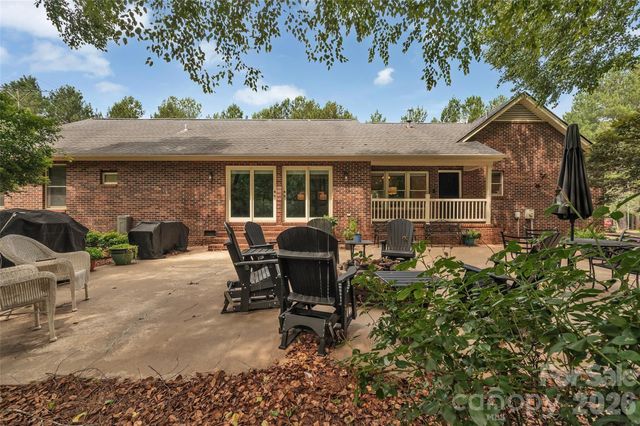1910 Nc Hwy 134 Highway N, Troy, NC 27371
