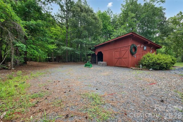1910 Nc Hwy 134 Highway N, Troy, NC 27371