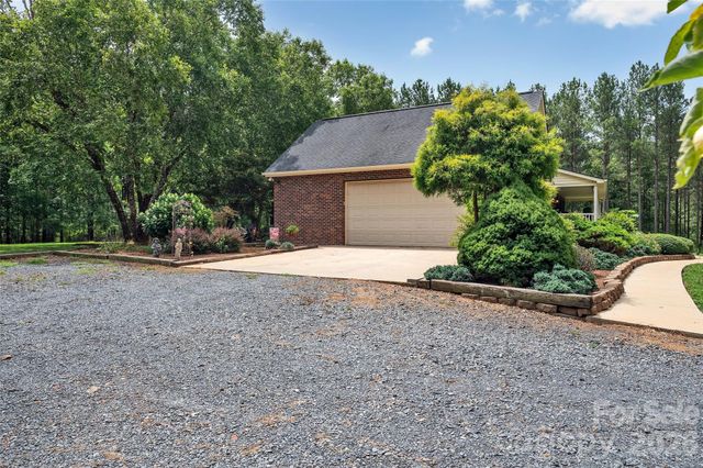 1910 Nc Hwy 134 Highway N, Troy, NC 27371