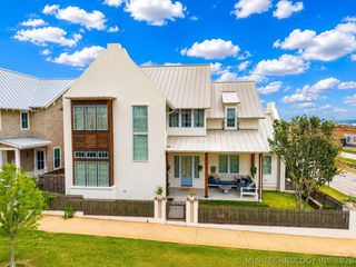 58 Center Lane N, Carlton Landing, OK 74432