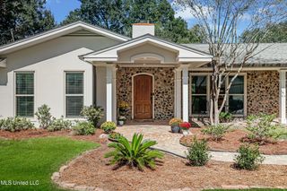2604 Evergreen Lane, Biloxi, MS 39531