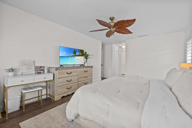 14211 Appalachian Trail, Davie, FL 33325