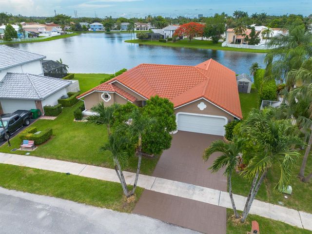 14211 Appalachian Trail, Davie, FL 33325