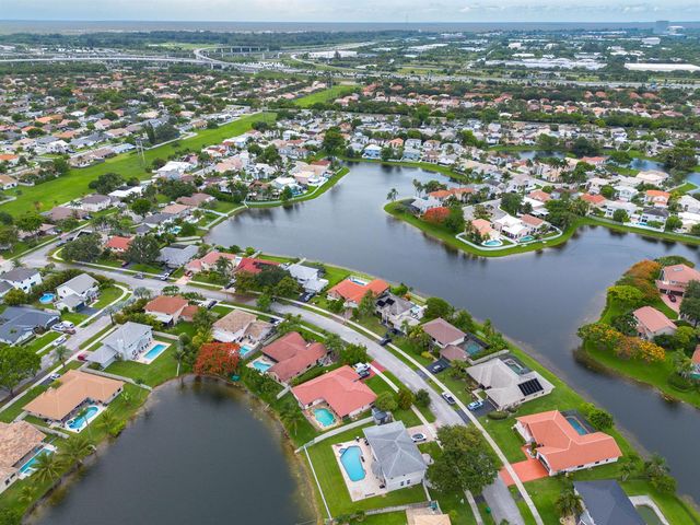 14211 Appalachian Trail, Davie, FL 33325