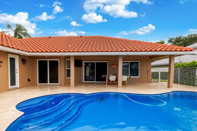 14211 Appalachian Trail, Davie, FL 33325