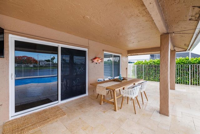 14211 Appalachian Trail, Davie, FL 33325