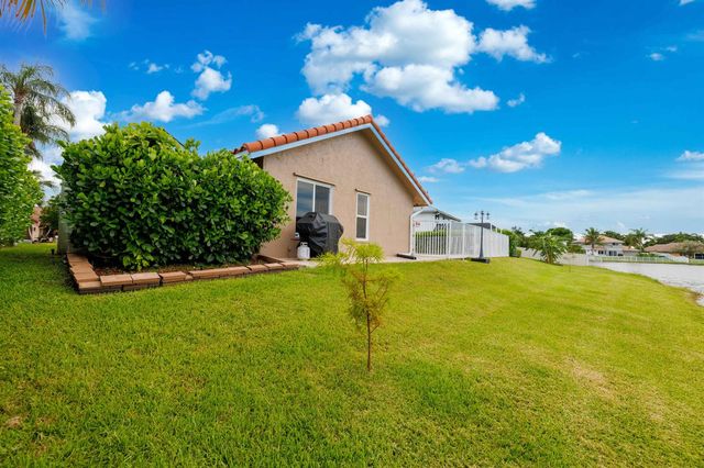 14211 Appalachian Trail, Davie, FL 33325