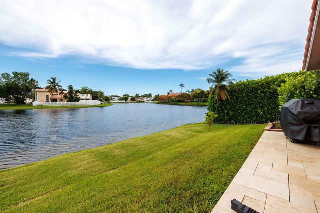14211 Appalachian Trail, Davie, FL 33325