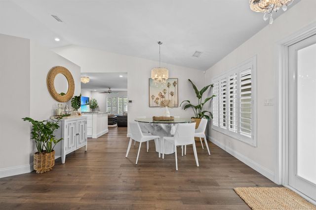14211 Appalachian Trail, Davie, FL 33325