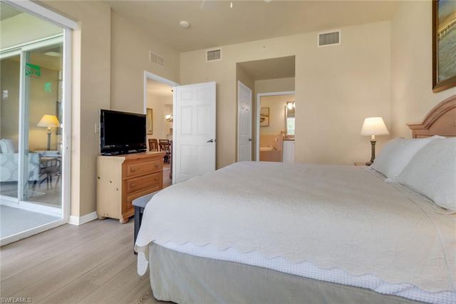 7940 Mahogany Run LN 611, Naples, FL 34113