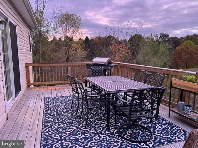 1613 NEEDY RD, Martinsburg, WV 25405