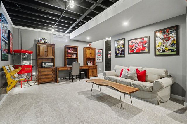 205 Warbler Lane, Plain City, OH 43064