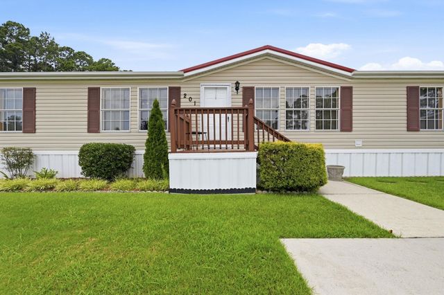 201 Davis Shelley Circle, Myrtle Beach, SC 29588