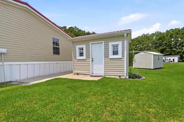 201 Davis Shelley Circle, Myrtle Beach, SC 29588