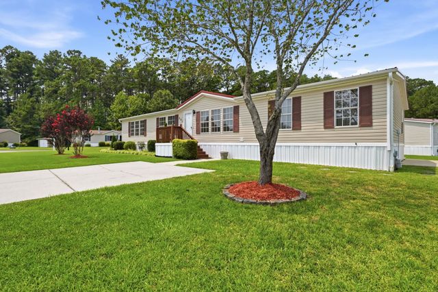 201 Davis Shelley Circle, Myrtle Beach, SC 29588