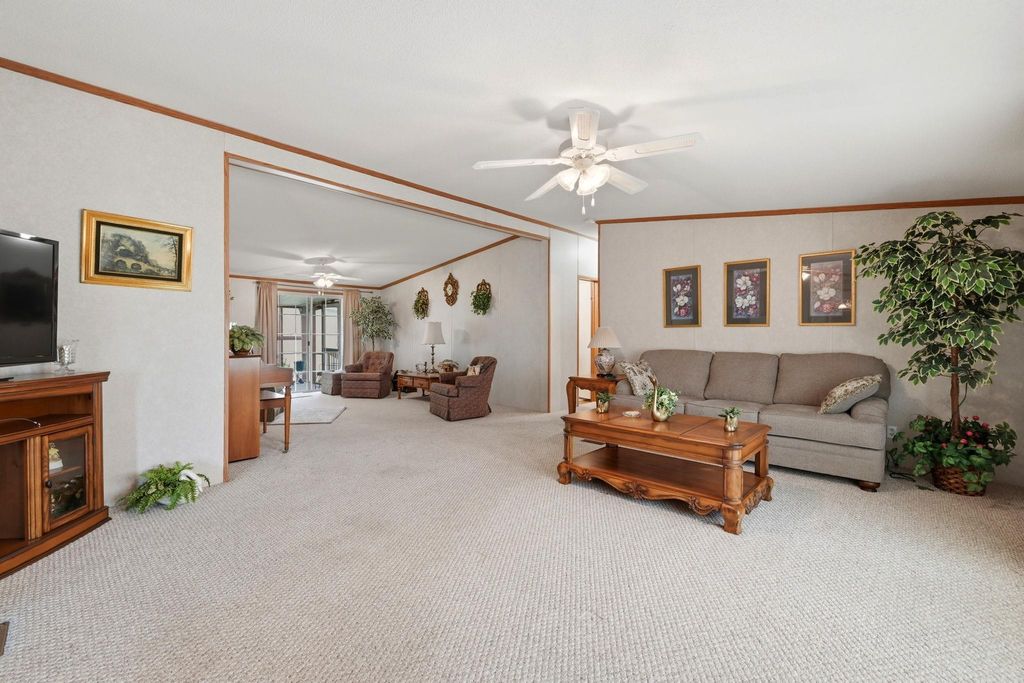 201 Davis Shelley Circle, Myrtle Beach, SC 29588 — photo 3