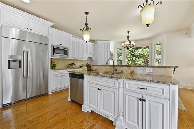 3160 Rock Manor Way, Buford, GA 30519