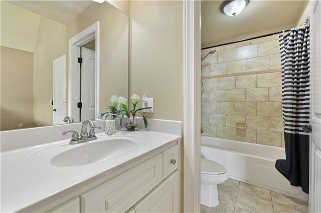 3160 Rock Manor Way, Buford, GA 30519