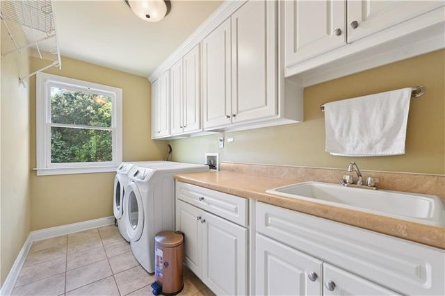 3160 Rock Manor Way, Buford, GA 30519