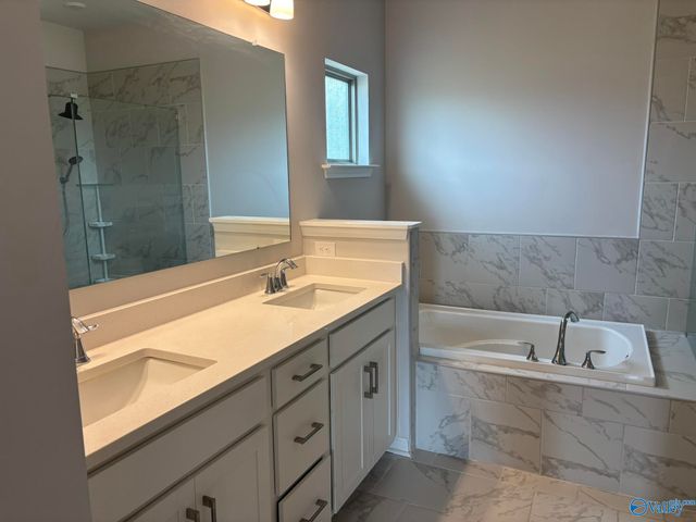 180 Fenwick Place, Harvest, AL 35749